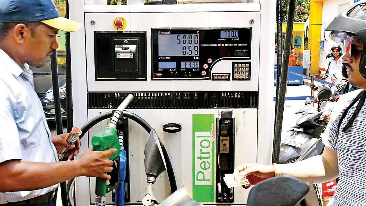 Petrol Price Today in India: दिल्ली, मुंबई, चेन्नई और अन्य शहरों में जानिए आज का पेट्रोल रेट